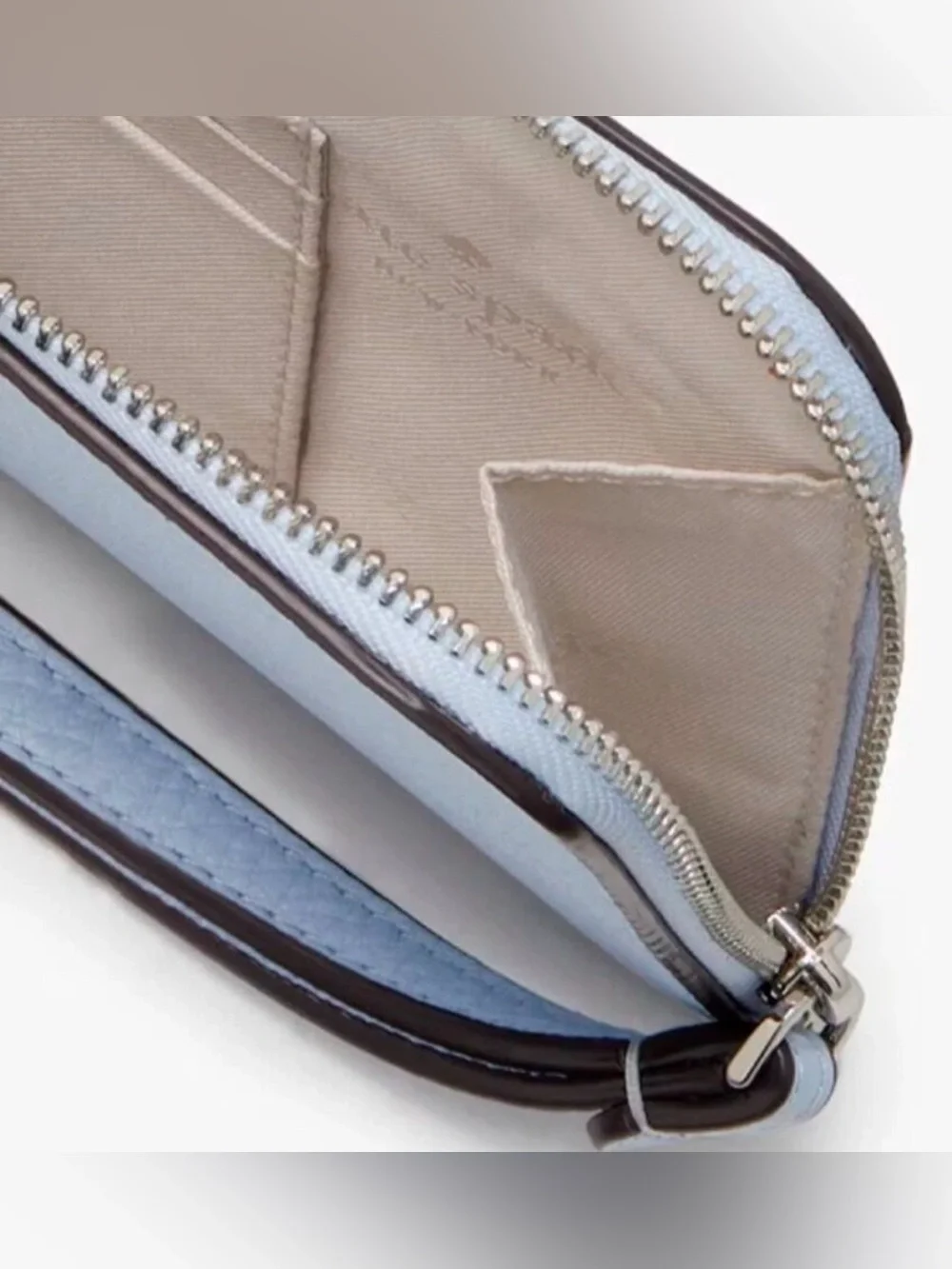 kate spade Lucy wristlet NWT